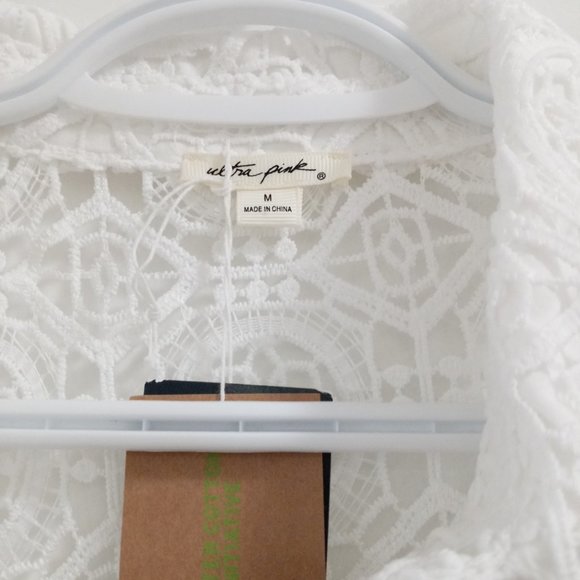 Ultra Pink White Lace Blouse - Picture 3 of 5